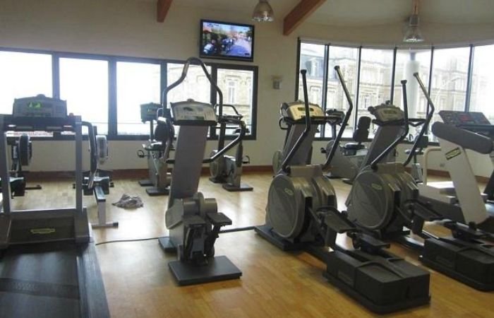 radisson blu hotel disneyland gimnasio